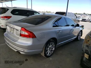 2016 Volvo S80 T5 Drive-E with VIN YV140MAK3G1196071, listed as a Copart auction lot 68480174 with 109,076 mi miles and Salvage Title. Bid and sale history available at carsss.com. Image 3.