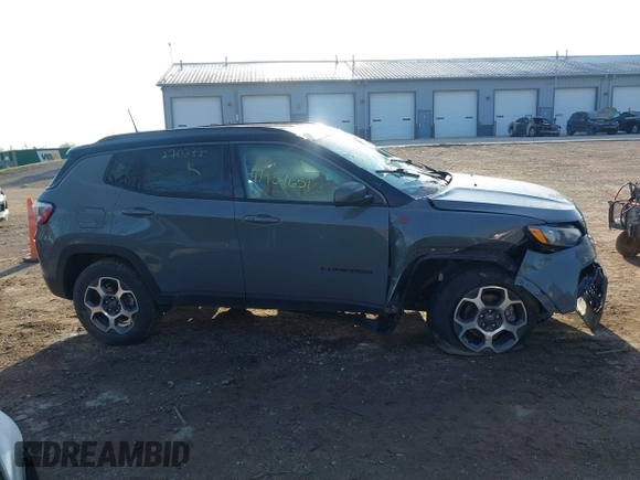 2022 Jeep Compass Trailhawk with VIN 3C4NJDDB6NT170282, listed as a IAAI auction lot 41934651 with 30,781 mi miles and . Bid and sale history available at DreamBid. Image 13.