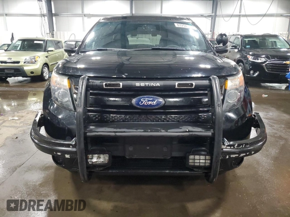 2014 Ford Utility Police Interceptor with VIN 1FM5K8AR3EGA04453, listed as a Copart auction lot 87294124 with 200,560 mi miles and Salvage Title. Bid and sale history available at carsss.com. Image 5.