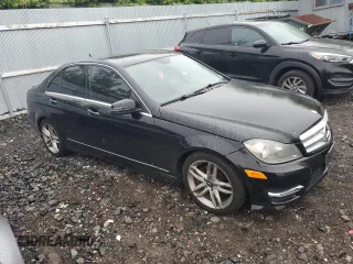 2012 Mercedes-Benz C 250 Sport z VIN WDDGF4HB0CR209206, wystawiony jako Copart lot #56493865 z przebiegiem 98 888 mil mil oraz Szkoda całkowita • Salvage title. Historia ofert i sprzedaży dostępna na DreamBid. Obrazek 4.