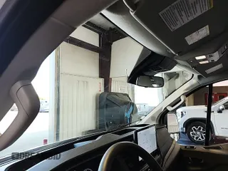 2023 Ford Transit Cargo с VIN 1FTBR1Y81PKA72158, выставлен на аукционе IAAI как лот 42526405 с пробегом 52 669 миль миль и . История ставок и продаж доступна на DreamBid. Изображение 9.