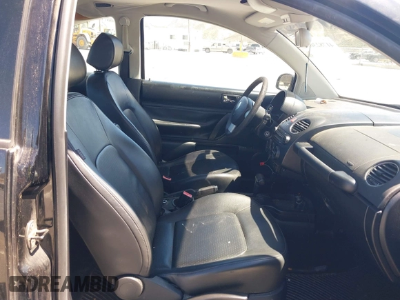 2010 Volkswagen Beetle с VIN 3VWPG3AG2AM011889, выставлен на аукционе IAAI как лот 41782303 с пробегом 178 876 миль миль и . История ставок и продаж доступна на DreamBid. Изображение 5.