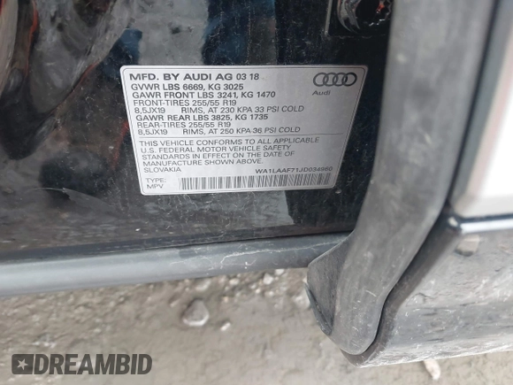 2018 Audi Q7 Premium Plus with VIN WA1LAAF71JD034960, listed as a IAAI auction lot 42075816 with 107,481 mi miles. Bid and sale history available at carsss.com. Image 9.