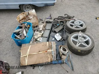 1963 Chevrolet Impala с VIN 31847B122571, выставлен на аукционе Copart как лот 45565345 с пробегом Не указан миль и Чистый • Clean title. История ставок и продаж доступна на DreamBid. Изображение 12.