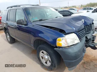 2005 Ford Explorer XLS z VIN 1FMZU72K05UA34180, wystawiony jako IAAI lot #42732898 z przebiegiem 228 255 mil mil oraz . Historia ofert i sprzedaży dostępna na DreamBid. Obrazek 1.