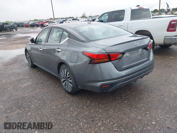 2024 Nissan Altima SV with VIN 1N4BL4DV2RN313134, listed as a IAAI auction lot 42653527 with 45,653 mi miles and . Bid and sale history available at DreamBid. Image 3.