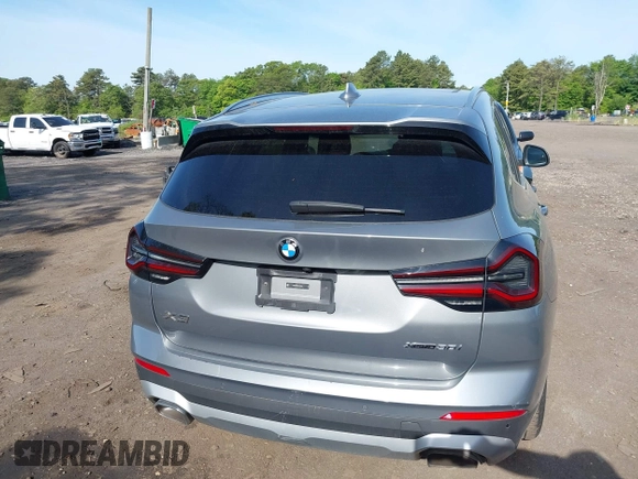2024 BMW X3 xDrive30i z VIN 5UX53DP09R9U54829, wystawiony jako IAAI lot #42347838 z przebiegiem 36 992 mil mil oraz . Historia ofert i sprzedaży dostępna na DreamBid. Obrazek 16.