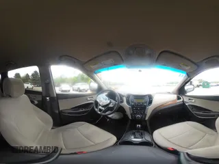 2016 Hyundai Santa Fe z VIN 5XYZTDLBXGG353241, wystawiony jako IAAI lot #42328420 z przebiegiem 120 925 mil mil oraz . Historia ofert i sprzedaży dostępna na DreamBid. Obrazek 18.