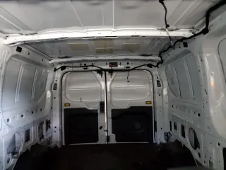 2021 Ford Transit Cargo с VIN 1FTBR1Y86MKA43248, выставлен на аукционе Copart как лот 50719255 с пробегом Не указан миль и Чистый • Clean title. История ставок и продаж доступна на DreamBid. Изображение 10.