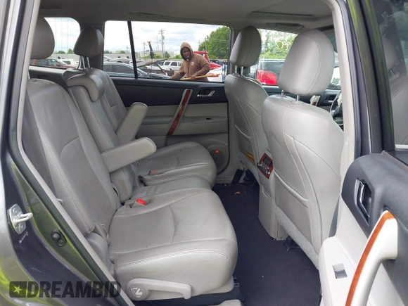 2012 Toyota Highlander Limited with VIN 5TDDK3EH0CS102430, listed as a IAAI auction lot 42321997 with 205,611 mi miles and . Bid and sale history available at DreamBid. Image 8.