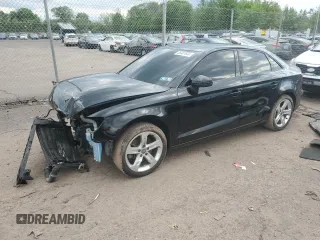 2017 Audi A3 Premium z VIN WAUAUGFF6H1032354, wystawiony jako Copart lot #55481835 z przebiegiem 102 515 mil mil oraz Szkody całkowita. Historia ofert i sprzedaży dostępna na DreamBid. Obrazek 1.