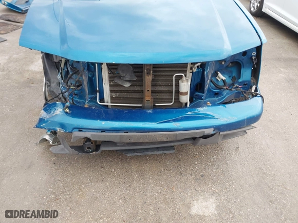 2009 Chevrolet Colorado Work Truck with VIN 1GCCS199098111127, listed as a IAAI auction lot 41483290 with 83,104 mi miles. Bid and sale history available at carsss.com. Image 6.