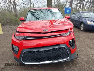 2020 Kia Soul S with VIN KNDJ23AU0L7731492, listed as a IAAI auction lot 41947351 with 71,484 mi miles and . Bid and sale history available at DreamBid. Image 12.