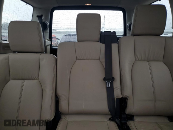 2016 Land Rover LR4 HSE Lux z VIN SALAK2V62GA813733, wystawiony jako Copart lot #58303035 z przebiegiem 111 377 mil mil oraz Szkoda całkowita • Salvage title. Historia ofert i sprzedaży dostępna na DreamBid. Obrazek 10.