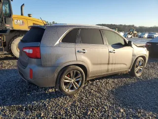 2014 Kia Sorento SX Limited with VIN 5XYKW4A73EG458899, listed as a Copart auction lot 42928995 with 156,459 mi miles and Salvage Title. Bid and sale history available at carsss.com. Image 3.