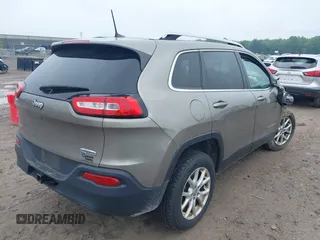 2017 Jeep Cherokee Latitude with VIN 1C4PJMCB3HW657318, listed as a IAAI auction lot 42429044 with 133,335 mi miles and . Bid and sale history available at DreamBid. Image 4.