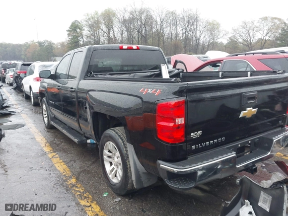 2018 Chevrolet Silverado 1500 LT with VIN 1GCVKRECXJZ234876, listed as a IAAI auction lot 41833091 with 81,366 mi miles. Bid and sale history available at carsss.com. Image 3.