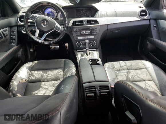 2014 Mercedes-Benz C 250 Sport with VIN WDDGF4HB5EG240448, listed as a Copart auction lot 61107925 with 105,651 mi miles and Clean title. Bid and sale history available at DreamBid. Image 8.