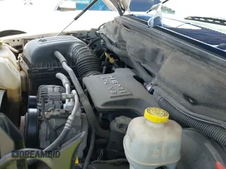 2006 Dodge 2500 SLT z VIN 3D7KS28D76G284730, wystawiony jako IAAI lot #42716906 z przebiegiem 128 281 mil mil oraz . Historia ofert i sprzedaży dostępna na DreamBid. Obrazek 20.