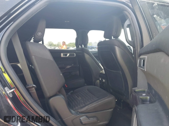2020 Ford Explorer XLT z VIN 1FMSK8DH7LGB27949, wystawiony jako IAAI lot #42120602 z przebiegiem 64 186 mil mil oraz . Historia ofert i sprzedaży dostępna na DreamBid. Obrazek 8.
