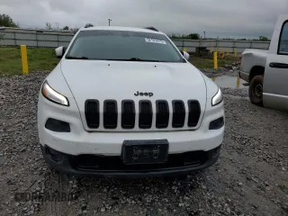 2016 Jeep Cherokee Limited with VIN 1C4PJMDB2GW359436, listed as a Copart auction lot 52103415 with 131,840 mi miles and Clean Title. Bid and sale history available at carsss.com. Image 5.