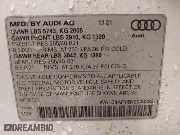2022 Audi SQ5 Premium Plus with VIN WA1B4AFY5N2043366, listed as a IAAI auction lot 41528425 with 1 mi miles. Bid and sale history available at carsss.com. Image 9.
