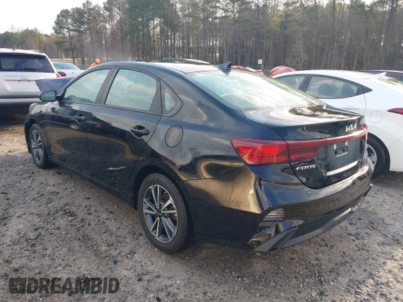 2024 Kia Forte LXS z VIN 3KPF24AD7RE799390, wystawiony jako IAAI lot #41856786 z przebiegiem 24 804 mil mil oraz . Historia ofert i sprzedaży dostępna na DreamBid. Obrazek 3.