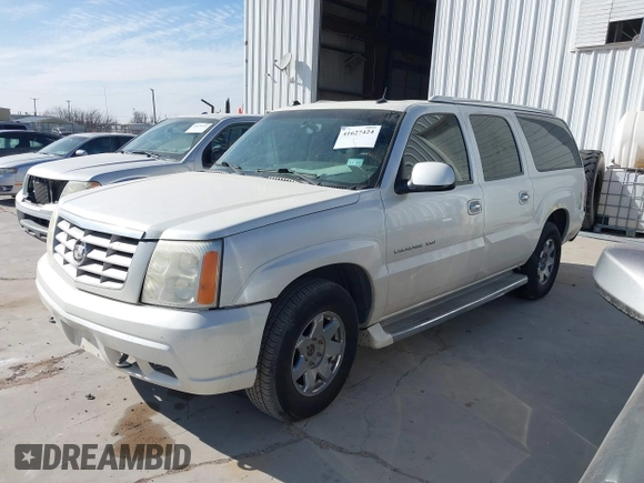 2005 Cadillac Escalade ESV z VIN 3GYFK66NX5G196181, wystawiony jako IAAI lot #41627424 z przebiegiem 269 961 mil mil oraz . Historia ofert i sprzedaży dostępna na DreamBid. Obrazek 2.