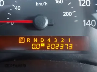 2004 Nissan Titan SE with VIN 1N6AA06A14N574940, listed as a IAAI auction lot 41821005 with 202,373 mi miles. Bid and sale history available at carsss.com. Image 15.