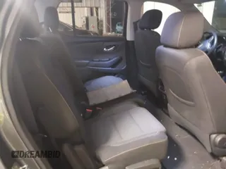 2020 Chevrolet Traverse LS with VIN 1GNERLKW5LJ153784, listed as a IAAI auction lot 41157698 with 94,672 mi miles. Bid and sale history available at carsss.com. Image 8.
