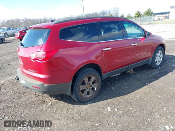 2012 Chevrolet Traverse 1LT z VIN 1GNKVGED6CJ352522, wystawiony jako IAAI lot #41803328 z przebiegiem 197 129 mil mil oraz . Historia ofert i sprzedaży dostępna na DreamBid. Obrazek 4.
