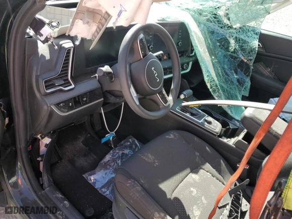 2024 Kia Sportage LX with VIN KNDPU3DF7R7254408, listed as a Copart auction lot 48472225 with 0 mi miles and Salvage Title. Bid and sale history available at carsss.com. Image 8.