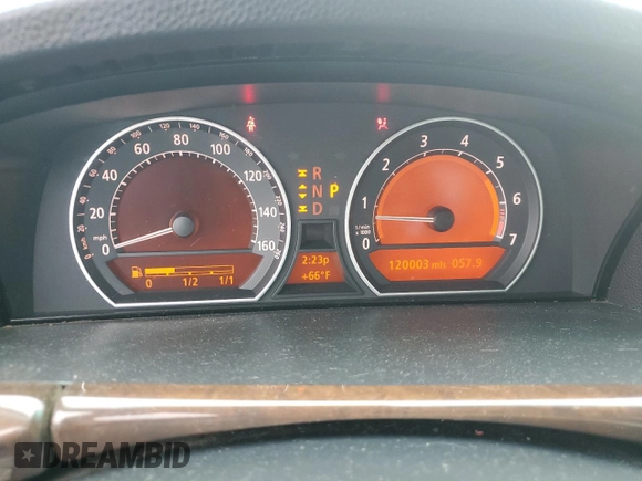 2003 BMW 7 Series 745i with VIN WBAGL63463DP64498, listed as a Copart auction lot 82183384 with 120,003 mi miles and Clean title. Bid and sale history available at DreamBid. Image 9.