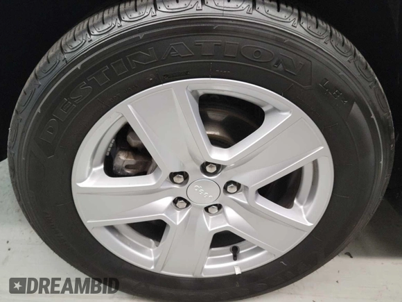 2022 Jeep Compass Latitude with VIN 3C4NJDBB1NT205930, listed as a IAAI auction lot 42801149 with 11,098 mi miles and . Bid and sale history available at DreamBid. Image 2.