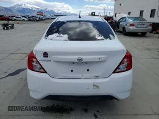 2016 Nissan Versa SV z VIN 3N1CN7AP4GL866142, wystawiony jako Copart lot #53696395 z przebiegiem 66 776 mil mil oraz Szkoda całkowita • Salvage title. Historia ofert i sprzedaży dostępna na DreamBid. Obrazek 6.