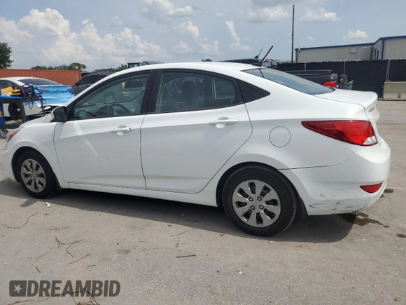 2016 Hyundai Accent SE z VIN KMHCT4AE0GU161680, wystawiony jako Copart lot #59008105 z przebiegiem 169 257 mil mil oraz Czysty tytuł • Clean title. Historia ofert i sprzedaży dostępna na DreamBid. Obrazek 3.