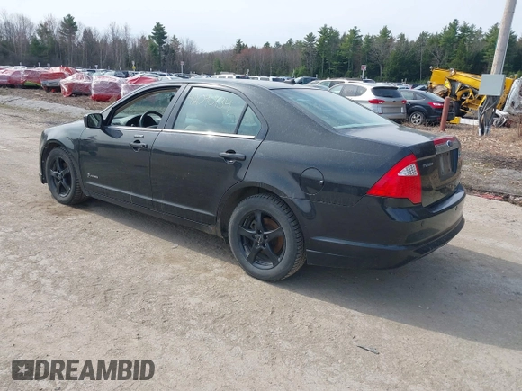 2010 Ford Fusion Hybrid with VIN 3FADP0L35AR168002, listed as a IAAI auction lot 42090134 with 147,831 mi miles. Bid and sale history available at carsss.com. Image 3.