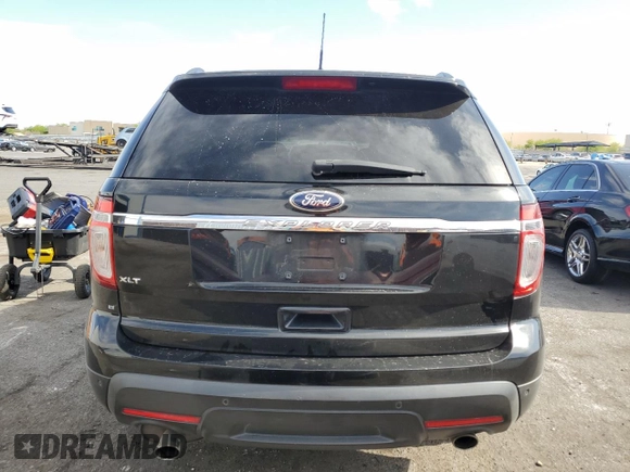 2014 Ford Explorer XLT z VIN 1FM5K7D85EGB73497, wystawiony jako Copart lot #58646835 z przebiegiem 132 075 mil mil oraz Szkoda całkowita • Salvage title. Historia ofert i sprzedaży dostępna na DreamBid. Obrazek 6.