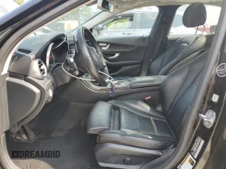2017 Mercedes-Benz C 300 с VIN WDDWF4JB9HR260037, выставлен на аукционе Copart как лот 62105495 с пробегом 123 045 миль миль и Списание • Salvage title. История ставок и продаж доступна на DreamBid. Изображение 7.
