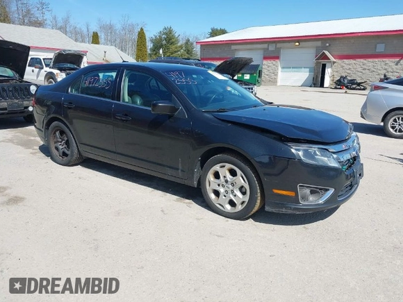 2011 Ford Fusion SEL with VIN 3FAHP0JG1BR321371, listed as a IAAI auction lot 41972555 with 155,027 mi miles. Bid and sale history available at carsss.com. Image 1.