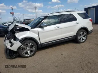 2019 Ford Explorer Platinum z VIN 1FM5K8HTXKGA78112, wystawiony jako Copart lot #55954715 z przebiegiem 67 959 mil mil oraz Szkoda całkowita • Salvage title. Historia ofert i sprzedaży dostępna na DreamBid. Obrazek 1.