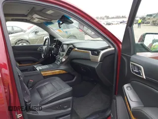 2016 GMC Yukon XL Denali with VIN 1GKS1HKJXGR453840, listed as a IAAI auction lot 41057135 with 105,469 mi miles. Bid and sale history available at carsss.com. Image 5.