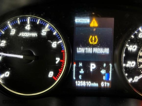 2019 Mitsubishi Outlander ES with VIN JA4AZ3A35KZ044833, listed as a Copart auction lot 52434115 with 125,810 mi miles and Clean Title. Bid and sale history available at carsss.com. Image 8.