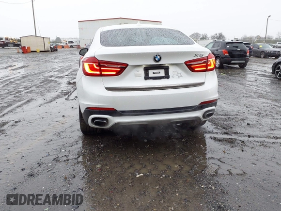 2018 BMW X6 xDrive35i with VIN 5UXKU2C52J0Z62462, listed as a IAAI auction lot 41719720 with 61,522 mi miles. Bid and sale history available at carsss.com. Image 16.