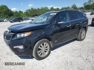 2012 Kia Sorento SX z VIN 5XYKWDA28CG300110, wystawiony jako Copart lot #57994995 z przebiegiem 120 228 mil mil oraz Szkoda całkowita • Salvage title. Historia ofert i sprzedaży dostępna na DreamBid. Obrazek 1.