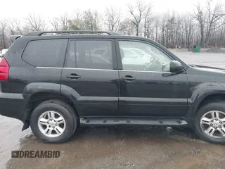 2003 Lexus GX 470 with VIN JTJBT20X930022217, listed as a IAAI auction lot 41527764 with 272,472 mi miles. Bid and sale history available at carsss.com. Image 13.