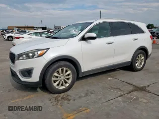 2018 Kia Sorento LX z VIN 5XYPG4A31JG381251, wystawiony jako Copart lot #57346515 z przebiegiem 154 357 mil mil oraz Szkoda całkowita • Salvage title. Historia ofert i sprzedaży dostępna na DreamBid. Obrazek 1.