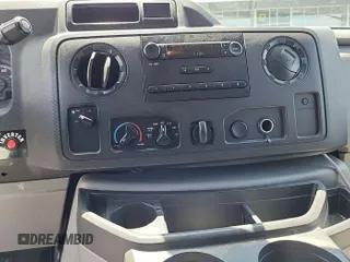 2010 Ford Econoline Cargo Commercial z VIN 1FTNE2EL2ADA74603, wystawiony jako IAAI lot #42511184 z przebiegiem 161 715 mil mil oraz . Historia ofert i sprzedaży dostępna na DreamBid. Obrazek 18.