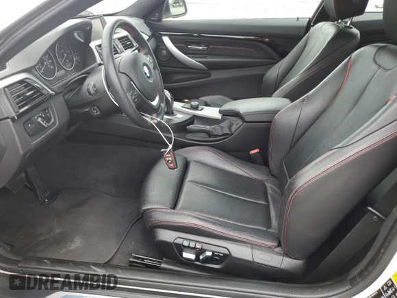 2016 BMW 4 Series 435i xDrive с VIN WBA3R5C5XGK374070, выставлен на аукционе Copart как лот 57111605 с пробегом 83 498 миль миль и Списание • Salvage title. История ставок и продаж доступна на DreamBid. Изображение 7.