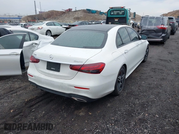 2021 Mercedes-Benz E 350 with VIN W1KZF8EB6MB001569, listed as a IAAI auction lot 41651693 with 35,156 mi miles and . Bid and sale history available at DreamBid. Image 4.